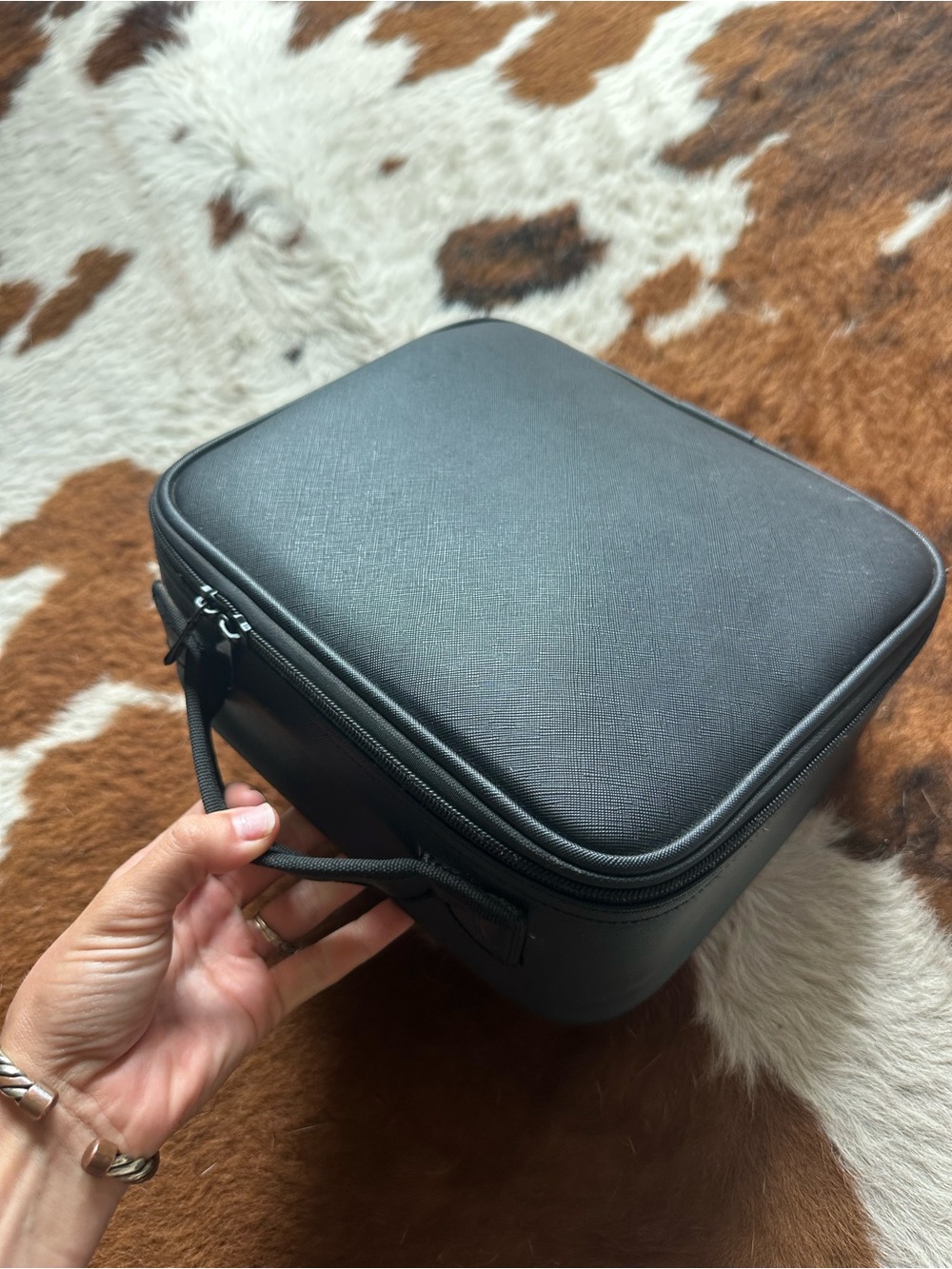 Black cosmetic makeup case